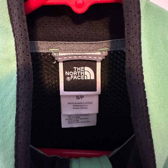 Running Jacket - Picture 2 of 2